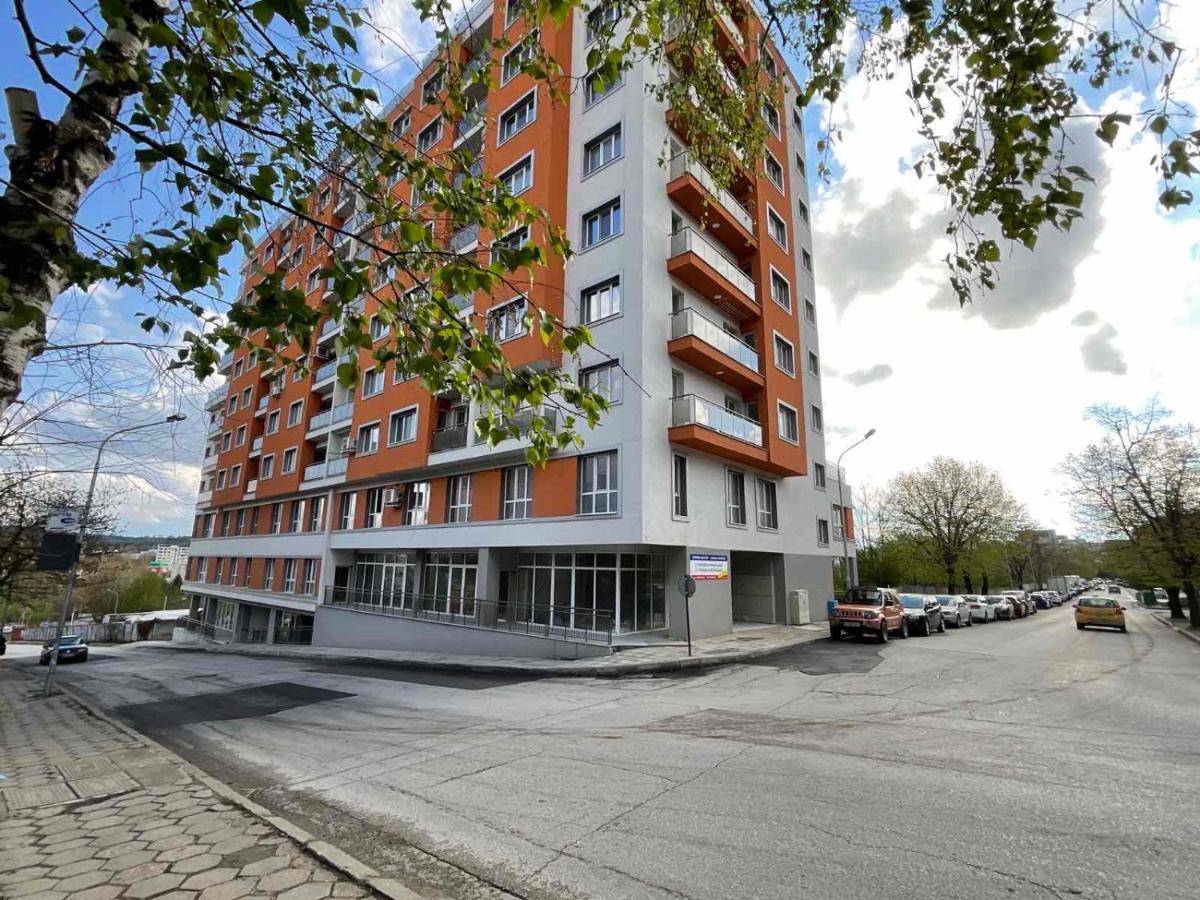 Nataly Homes Veliko Tărnovo Esterno foto